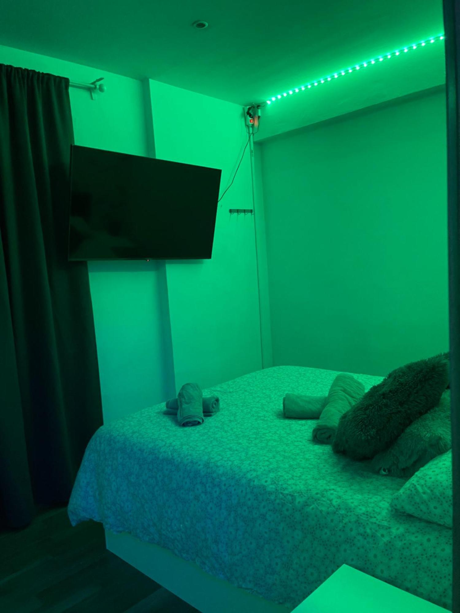 Relax Home บาร์เซโลนา ภายนอก รูปภาพ