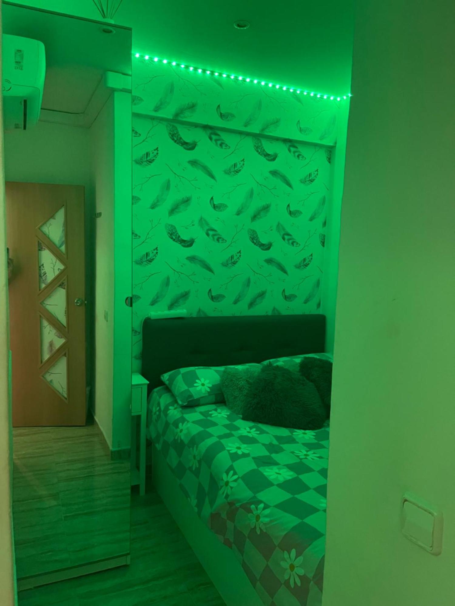 Relax Home บาร์เซโลนา ภายนอก รูปภาพ